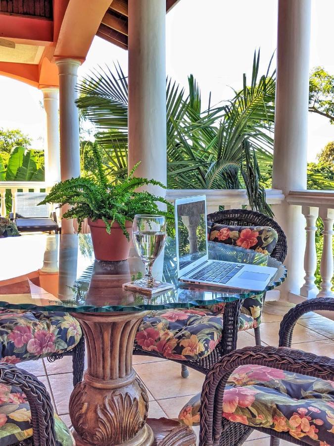 Seaside Inn Roatan West Bay Exteriör bild